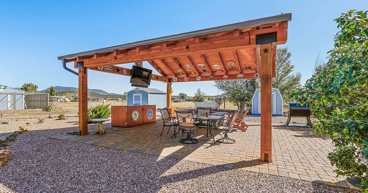 Outdoor kitchen installation in Flagstaff by Outlook Construction