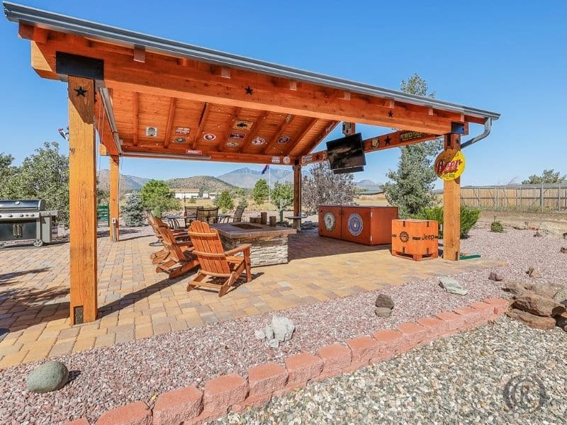 outdoor kitchen in Flagstaff, AZ