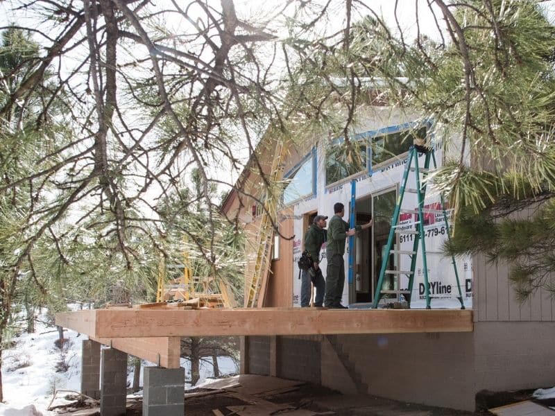 flagstaff contractor working on home addition